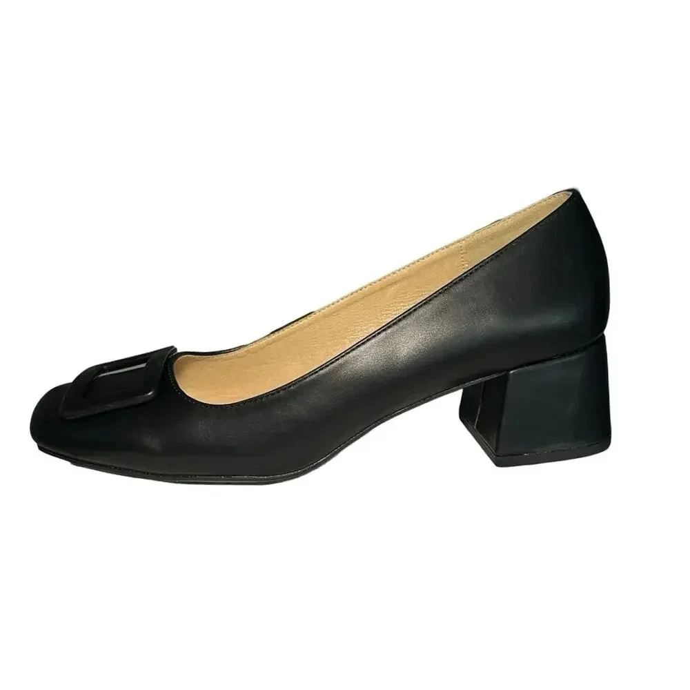 Chinese Laundry Black Heels - Picture 4 of 9
